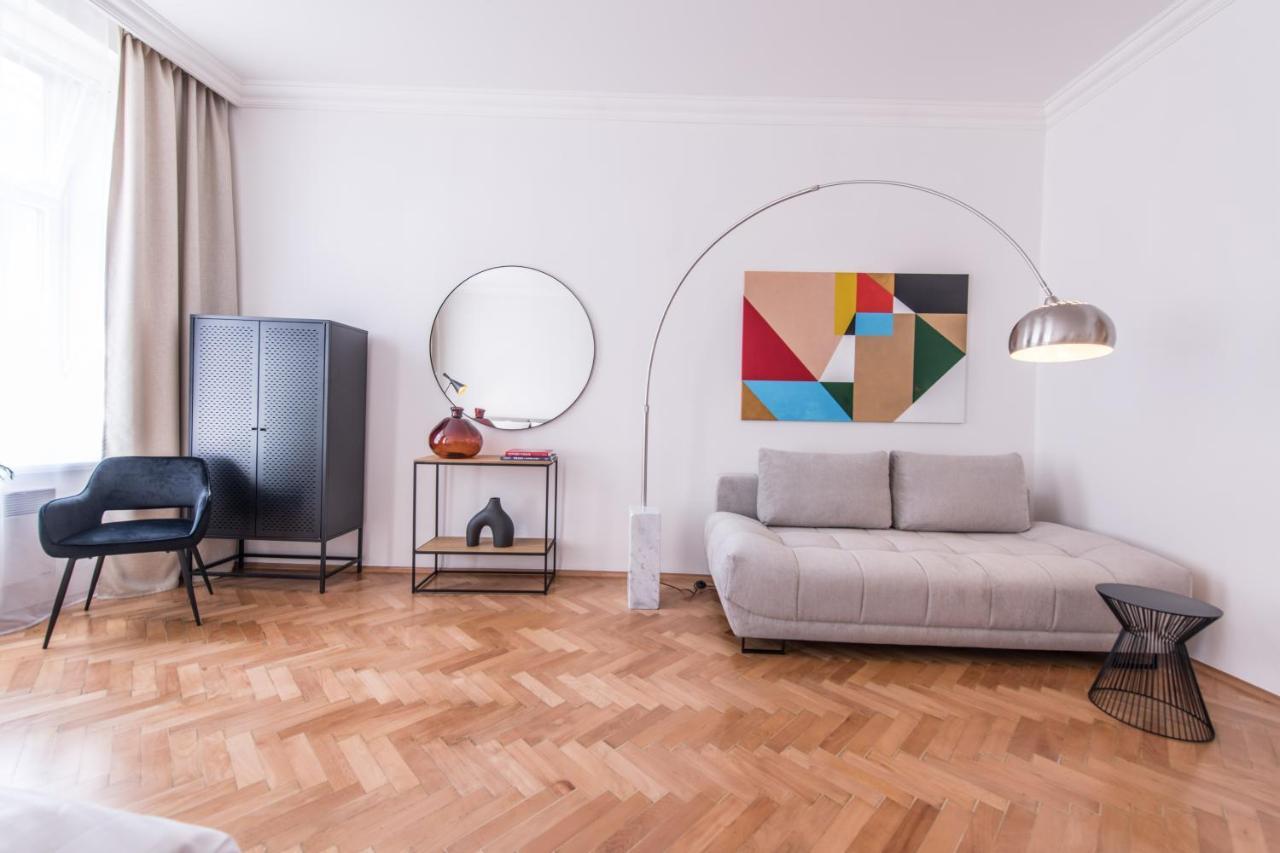 New Design Apt - Central Location Wenceslas Square Praga Exterior foto
