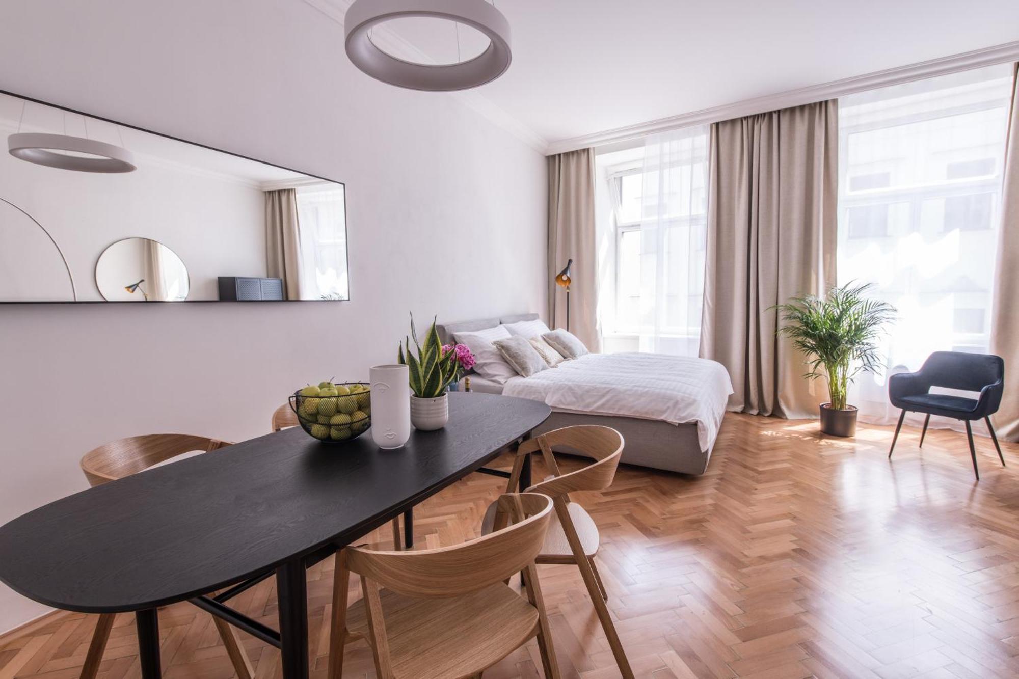 New Design Apt - Central Location Wenceslas Square Praga Exterior foto