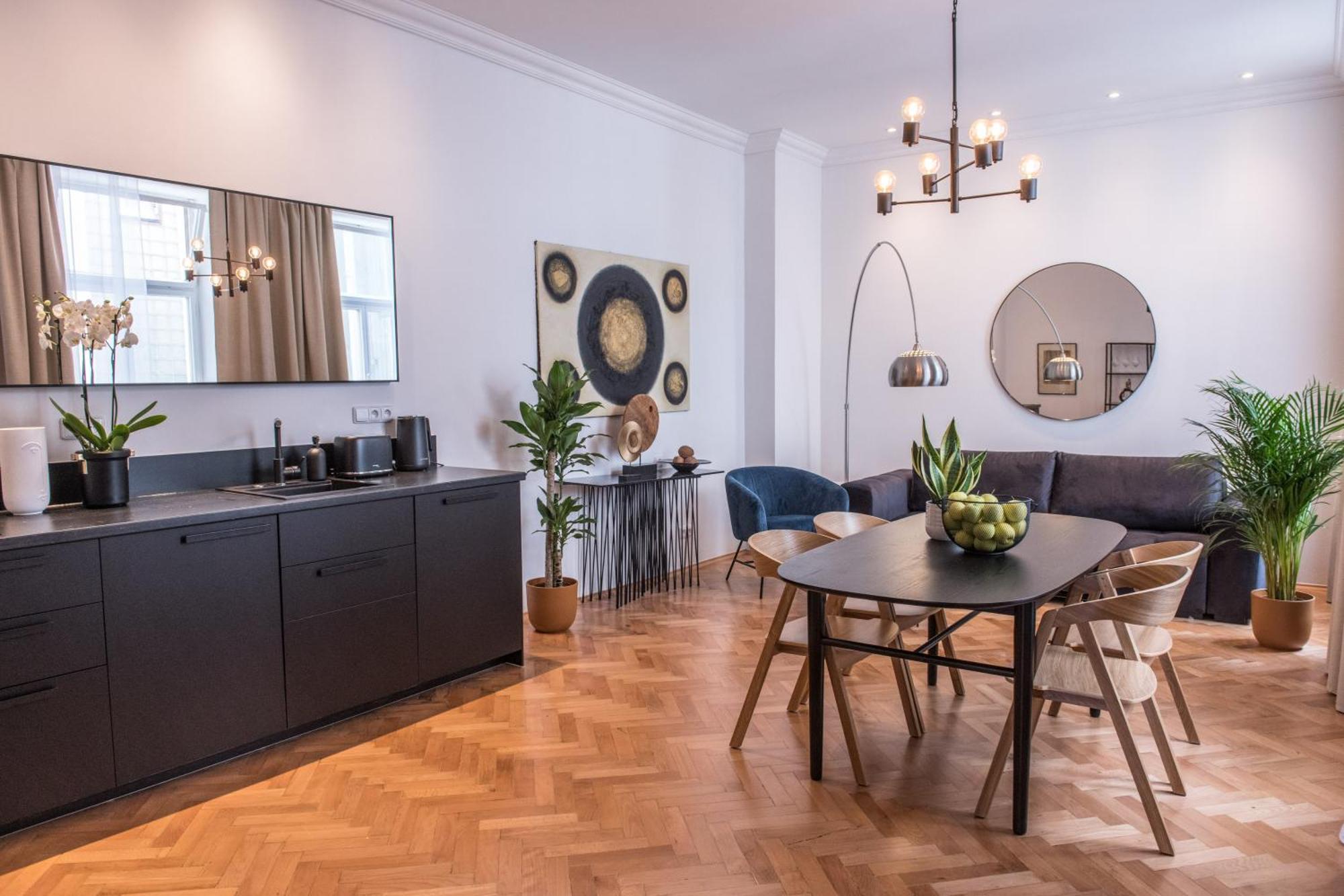 New Design Apt - Central Location Wenceslas Square Praga Exterior foto